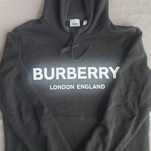 Burberry London England Sweater